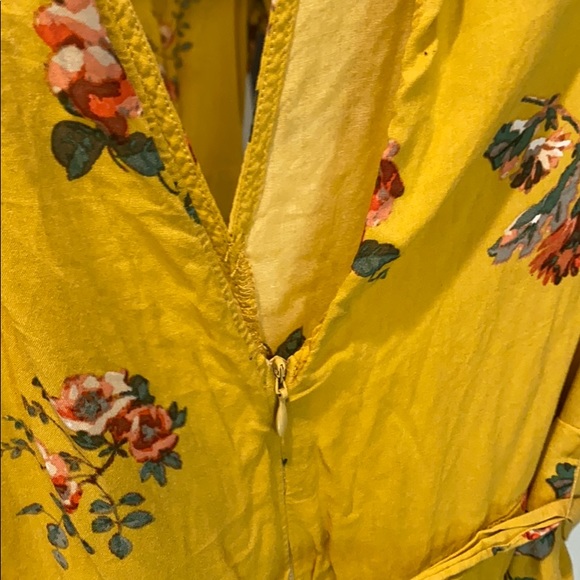 Nektar Clothing Romper 💛 - Picture 4 of 4